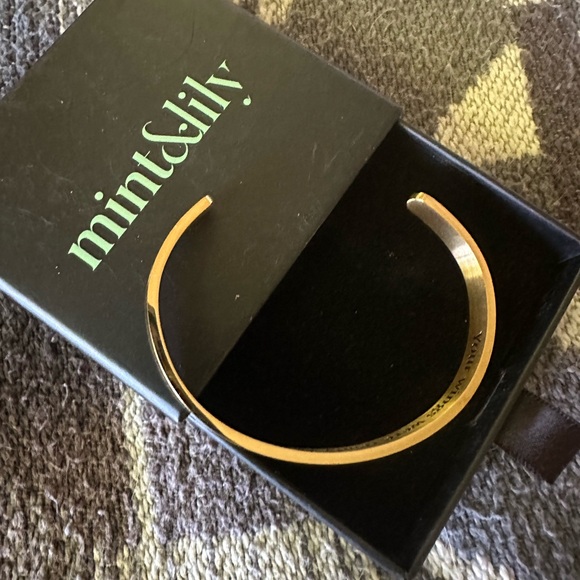 Mint and Lilly bracelet - NIB when your wings were ready I was not - Picture 5 of 6